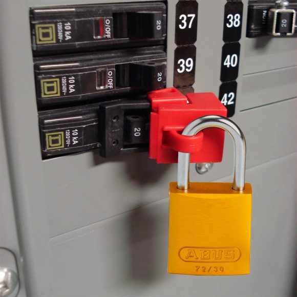BLOQUEO DE BREAKER, CAPACIDAD 480/600V, 65966 - Imagen 3